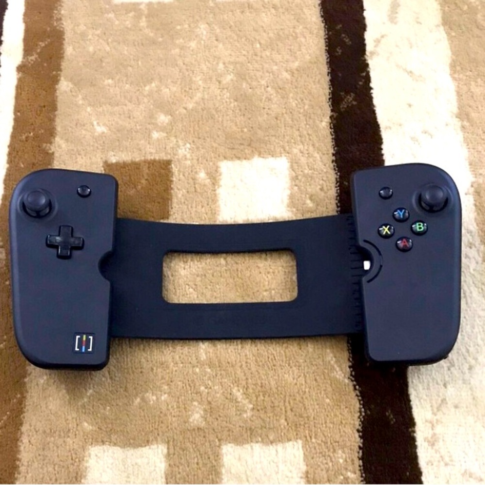 Gamevice GV141 controller for IPad mini in box